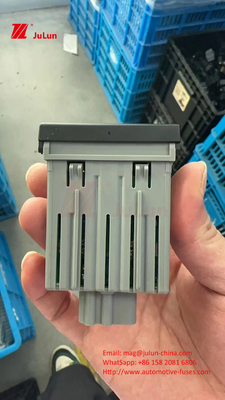 Ford Truck BC45-13A350-BA Truck Dökme Düğmesi Tehlike Değiştiricisi Modern Acil Değiştiricisi 299.HY1S0893790-3k000FZ