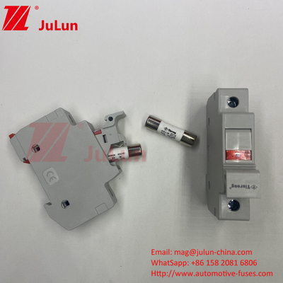 Güneş Pv Fuse Din Rail Güneş Fuse Sahibi Fotovoltaik Inverter için Inline Fuse Silindirik Fuse Sahibi
