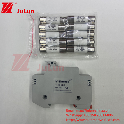 1000VDC-1500VDC Güneş PV Sigorta Sahibi 2 Ampere Sigorta ile Güneş DC Silindirik Sigorta Bağlantıları