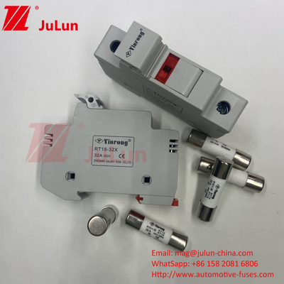 1000V Fotovoltaik Sigorta Sahibi 15A 10x38mm Güneş PV Sigorta Sahibi Güneş DC Sigorta Sahibi 1000v Sigorta Bağlantıları Ucuz Fiyat