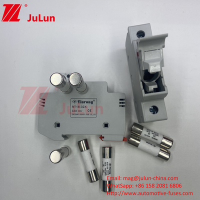 IEC60269.6 Standart Din Rehberlik Sigorta Sahibi için Gümüş Element Güneş PV Sigorta