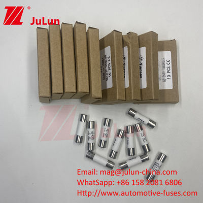 3A 10*38mm Fotovoltaik Sistemler İçin Seramik Fotovoltaik Tel Sigortaları AC220V AC380V AC50 0V AC690V AC800V