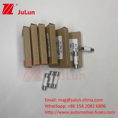 PV 6A 10*38mm AC500/690V Kırılma Kapasitesi TUV Panel Mount Pv String Fuses CE Sertifikalı