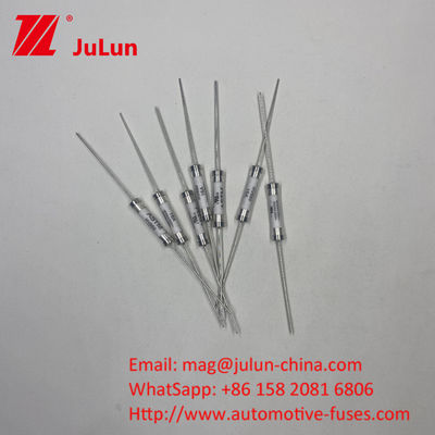 500VDC 30A HV660 ASTM Keramik Otomobil Sigortaları 10~30A 30KA Kırma Kapasitesi