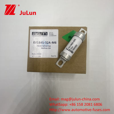 8A EV1845 700VDC Bolt Fuse EV şarj cihazı vida M8 M6 Montaj ve vida terminal