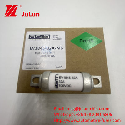 35A 5-150A 700VDC 10KA Elektrikli Araç Bolt Sigortaları DC Sigortalar için