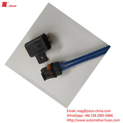 Otomobil sigorta tutucusu LED gösterge IP66 Su geçirmez 24V 32V Otomobil sigortaları için