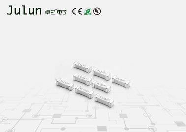 0.5A ~ 2A Chip 600V Elektronik Devre Sigortaları 461 Serisi Anti - Dalgalanma Yüzey Montajı Sigortaları