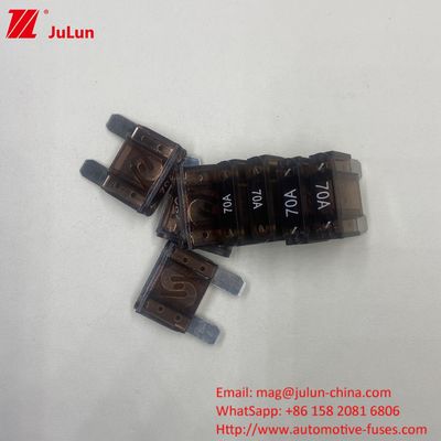 32VDC 40A Otomotiv Blade Fuses Otomotiv Elektronik Sistemleri için Esas