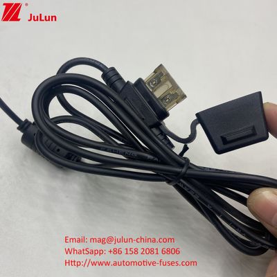 Fabrika Çıkışı Maxi/mega Otomobil smd Sigorta tutucusu 8AWG/10AWG su geçirmez bıçak sıralı sigorta tutucusu Rüzgar geçirmez ve toz geçirmez