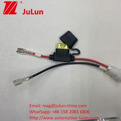 20A Güç Bataryası Terminal SAE ile kadın Spade Pigtail bağlantısı olan sigorta tutucusu