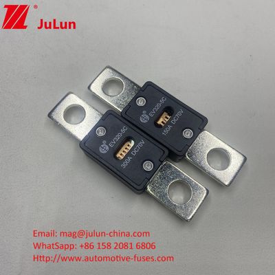 EV320-5C 150A 70VDC SINOFUSE Otomobil Sigortaları Önerilen Sıkı Döner 11-13N·m M8 Sürekli Elektriksel Özelliklere Sahip Kurulum için