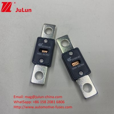 51mm delik mesafesi Otomotiv EV320*-5X 225A 70VDC Sigortalar 68*19*10mm 6KA Performans araçları için kırma kapasitesi