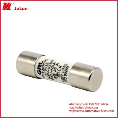 15A 1000VDC Sigorta Bağlantısı Güneş GPV DC Sigorta 10*38mm 32A PV sistemlerinde elektrik koruması için sigorta koruması için