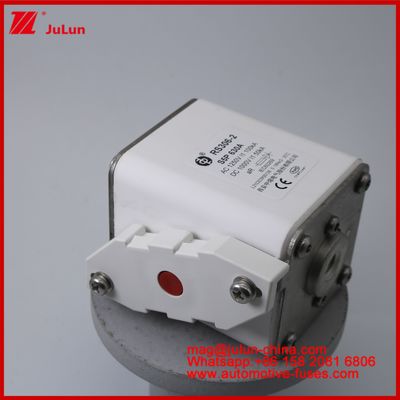 RS306-2 S5P 630A Kare Elektrikli Araç Çekimi Karemik Sigorta EV veya HEV Elektrikli Araç Çekimi DC EV için HEV AC1250V 100KA DC1000V 50KA AR