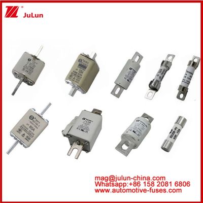 RS309-MD-125A Seramik Otomobil Sigortaları 500VAC200KA 500VDC 50KA AR DC Performans Tubular Otomobil Bolt Bağlantı Yapısı