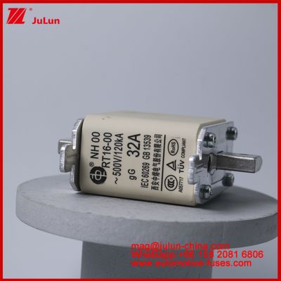 32A 500V NH00 RT16-00 120KA Keramik Araç Sigorta Otomobil Blade Mount EV / HEV Araç Durumu için