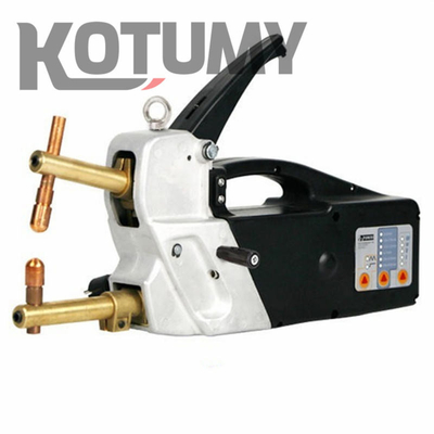 Metal güçlü kaynak 220V Maksimum kaynak akımı 5800A Yaprak Metal Değiştirme türü tetikleyici F3000 Çift taraflı nokta kaynak makinesi