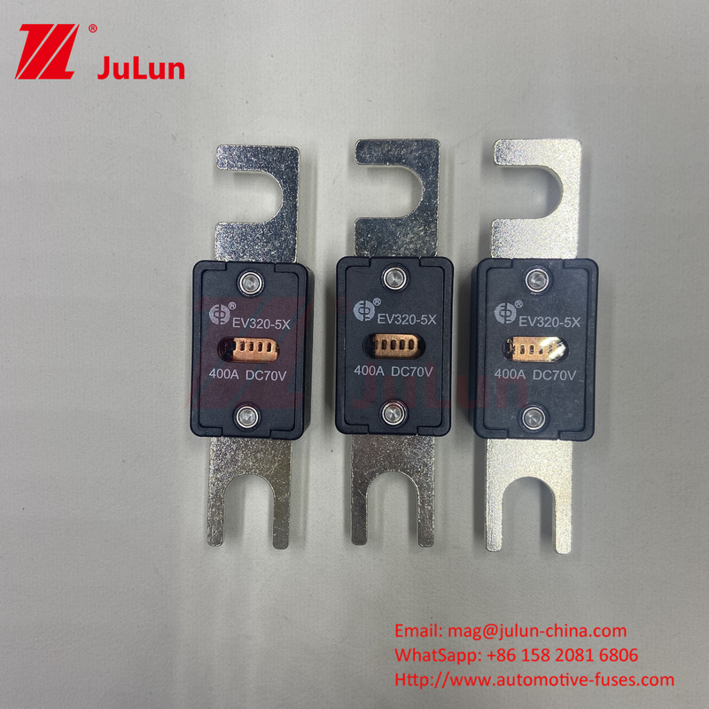 EV Elektrikli Araç Sigorta Kutusu 70VDC Değerli Voltaj M6 Bolt Tip 250A EV320-5C