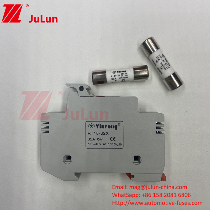 PV-30 CE TUV 10*38mm Dc 6A,8A,10A,12A,15A,20A,25A,32A Güneş PV Dc Güneş PV Modülü Koruması İçin Füzüyle 1000V Füzü