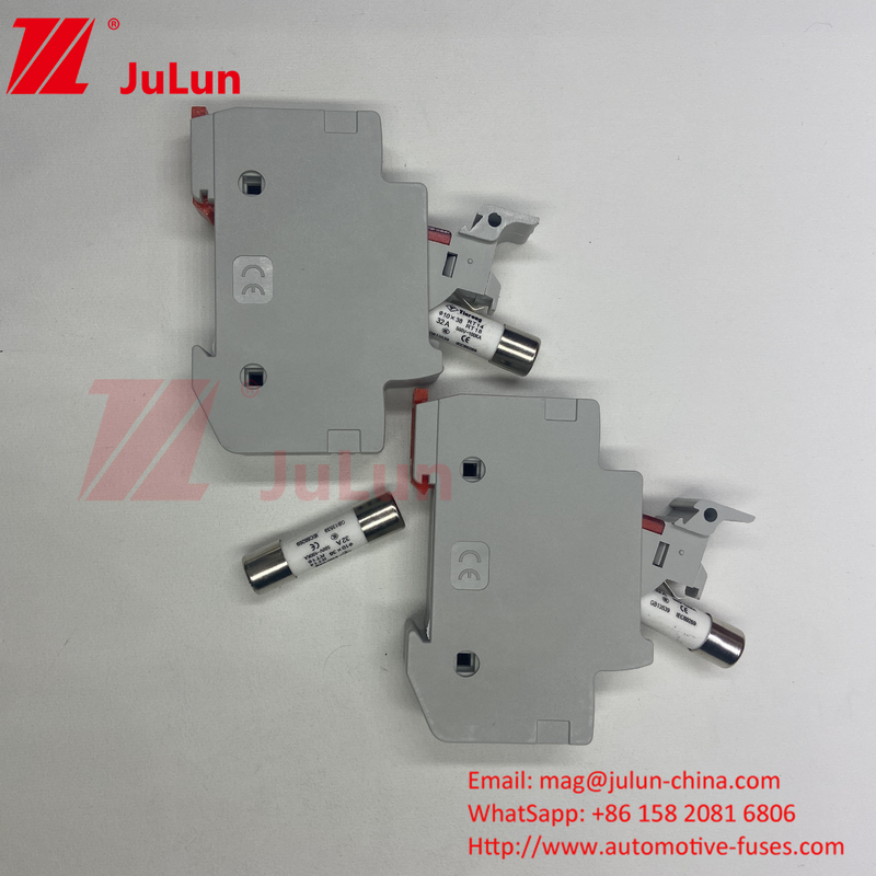 20A Güneş PV Sigorta Sahibi Güneş Enerjisi Sigorta Kutusu Nqqk RT16D-00 TPS DC Akım 80V 250A Güneş Enerjisi Sigorta