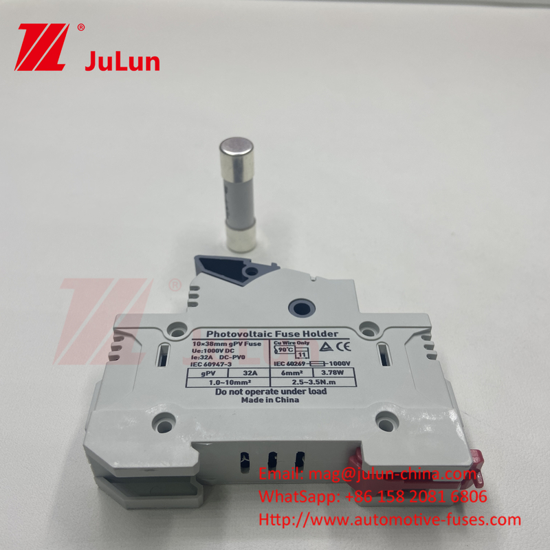 1000V DC Güneş Fotovoltaik Inverter Sigortalar RT18 Serisi 10x38 3P DIN Demiryolu Montajlı 32A Güçlü Sigorta için 1500V