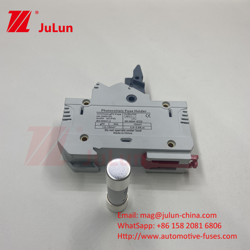 Füzyonlar 10x38 1000v 25a 10*38 2a Güneş Sistemleri için Füzyon Sahibi Güneş Enerjisi Sistemi Koruması için Güneş PV Enerji Füzyonları