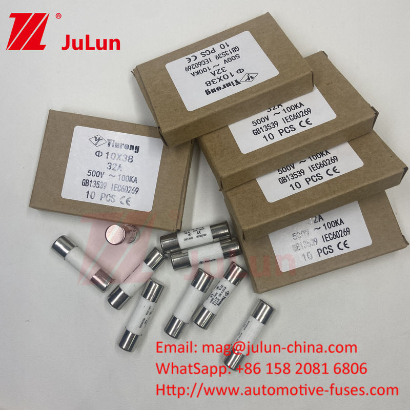 32A 10*38mm 15A 690VDC 1000VDC Panel Mount Solar PV Fuse