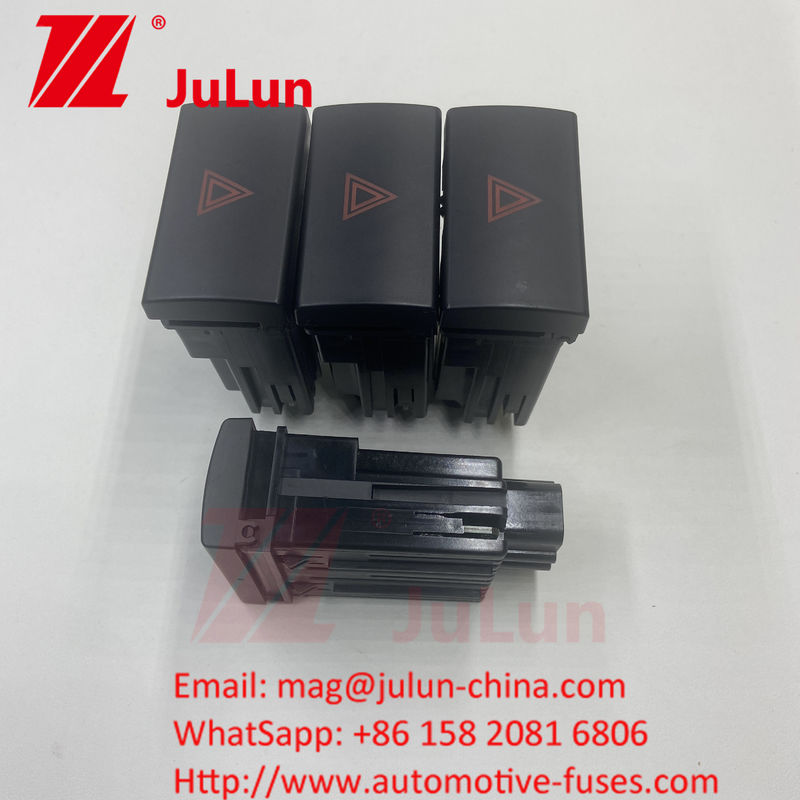 Işık Flashing anahtarı BC45-13A350-AB 24V 12V Makineli Kırmızı / Siyah Plastik Motorlu Tekne İtfaiyeci Güvenlik anahtarı