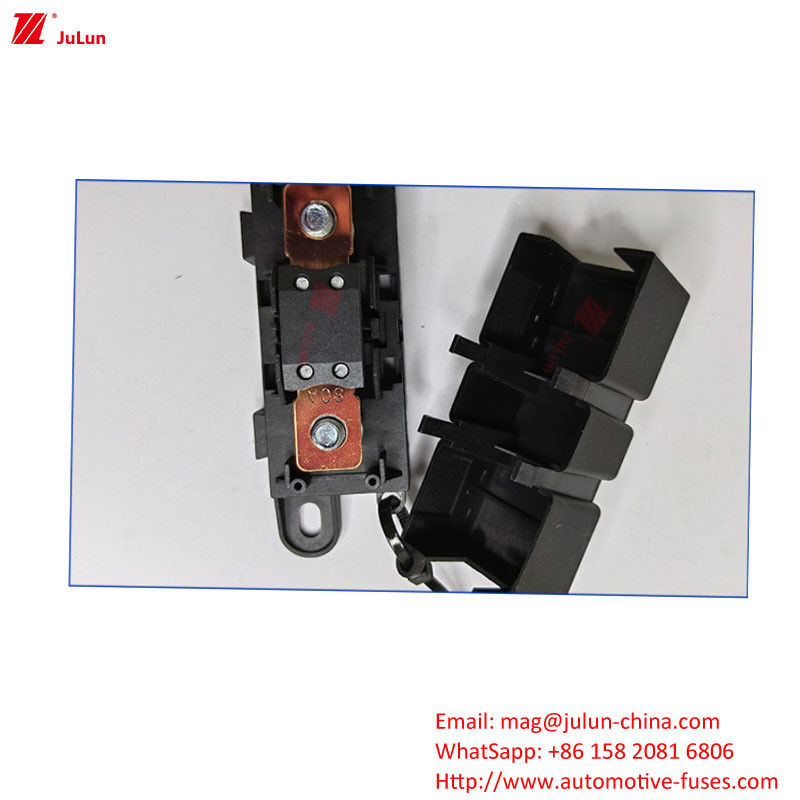 80A100A Rütbeli Akım Otomobil Sigortaları / Kutuları Elektrikli Araçlar / Kamyonlar / Kamyonetler İçin Elektronik Dönem Sistemlerinin Entegre Koruma Aralığı