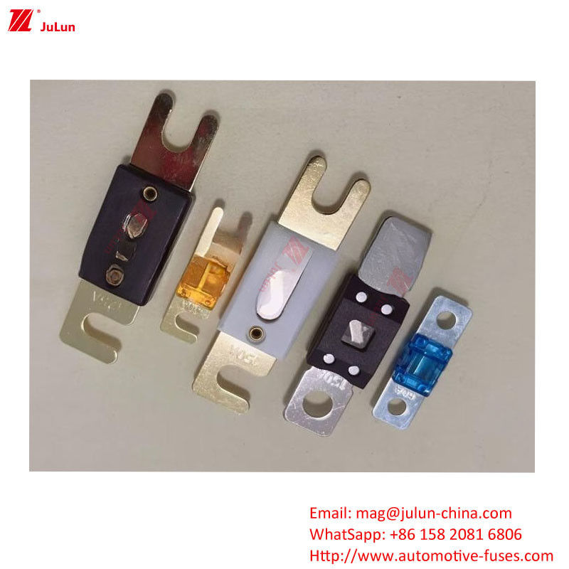 Otomotiv Elektronik Devre Koruma Aksesuarları Sigortalar/Oturaklar için 50A-500A Nitelikli Akım Bakır/Bakelit/Seramik Malzemeler