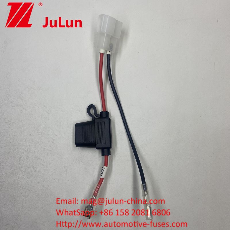 20A Güç Bataryası Terminal SAE ile kadın Spade Pigtail bağlantısı olan sigorta tutucusu