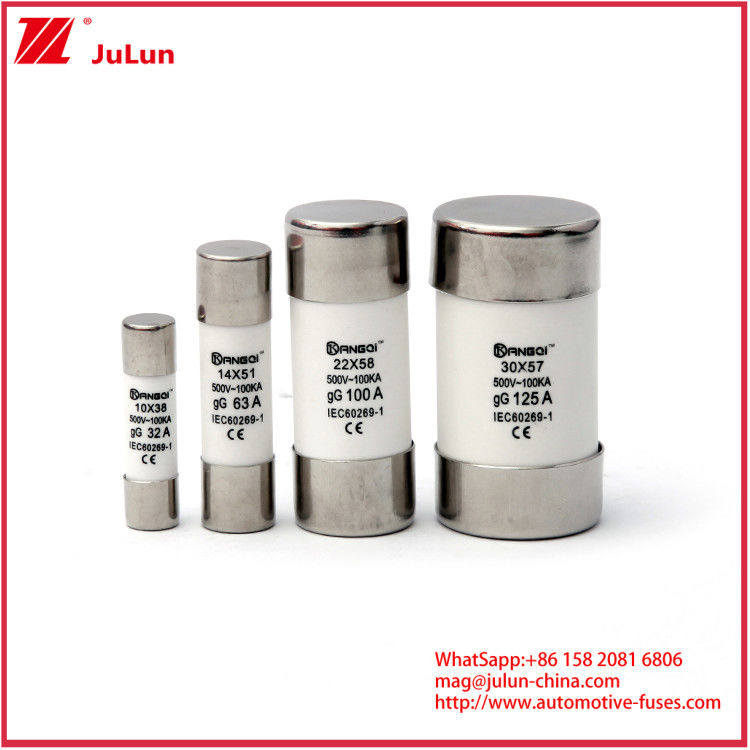 Keramik Otomobil Sigortaları 20A 1000VDC PV SIGORU Çökme 10*38mm 14*51mm 20*65mm Kapasite Değiştirme Yeteneği 1000VDC 10A 15A 25A 30A Ve IEC Güvenlik Standartları