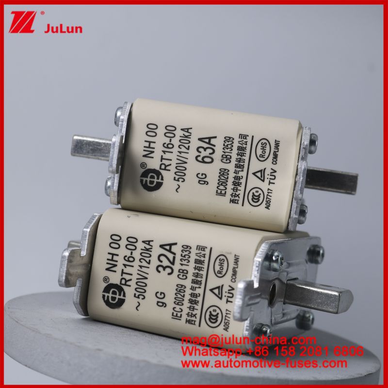 NH00 RT16-00 16A 500V 120KA Seramik Anl Sigorta Otomobil Bolt Stud Mount EV / HEV için