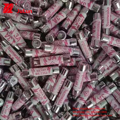 UK POWER PLUG Elektrik Akımı Keramik Otomobil Sigortaları Keramik Bakır Malzemesi ve 6 * 25mm Boyutlu