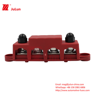 4-Stud Dağıtım Bloku 62.5A İsimlendirilmiş Akım Yüksek Sıcaklığa Direniş M8 M10 Sütun başına