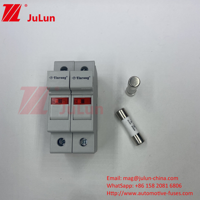 PV-30 CE TUV 10*38mm Dc 6A 8A 10A 12A 15A 20A 25A 32A PV Güneş Dc 1000V Sigorta Sahibi ile Sigorta Sahibi Kutusu