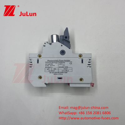Gümüşlü Güneş PV Füzesi Malzeme 32A 3P 10*38 1000VDC