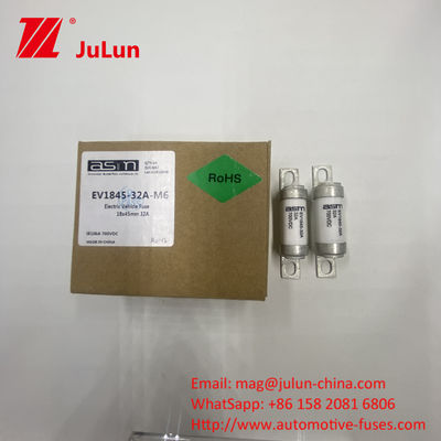 EV1845 700VDC 10A 10KA DC Elektrikli Araba Şarjı ASTM için Bolt Sigorta