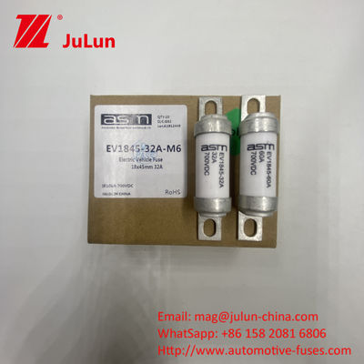 EV1845 40A Otomobil EV Voltaj Sigortaları 5A-150A Bolt Sigortaları 700VDC
