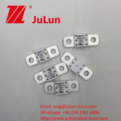 A202001-300A 150VDC Seramik Otomobil Sigortaları Güç Değiştirme için Uygun 150VDC Çıkış Voltajı