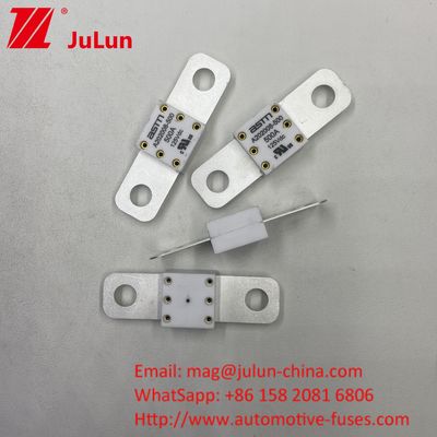 Kısa 500A 125VDC devre koruma Battey sigortası Küçük boyutlu Yüksek akım 2 delik arasındaki değerlendirme mesafesi 50.8mm
