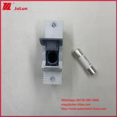 63A 22*58mm Güneş PV Füzesi, İşleme Voltajı DC1000V ve 6 KV İmpulse Direnme Voltajı