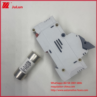 Fotovoltaik 10*85mm 1500VDC 32A DIN Rayı Montaj Güç Kaynağı, IEC 60947-3 Sertifikalı